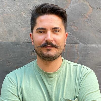 Semih Kenar